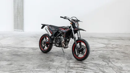 Фото питбайка Betamotor RR Motard 2T 50 Sport Low Seat
