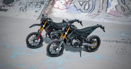 Фото питбайка Rieju MRT 50 SM Pro Black Series